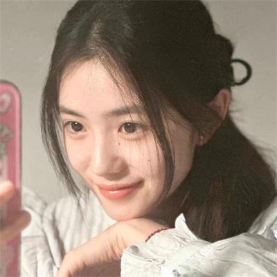 泥巴中的少年